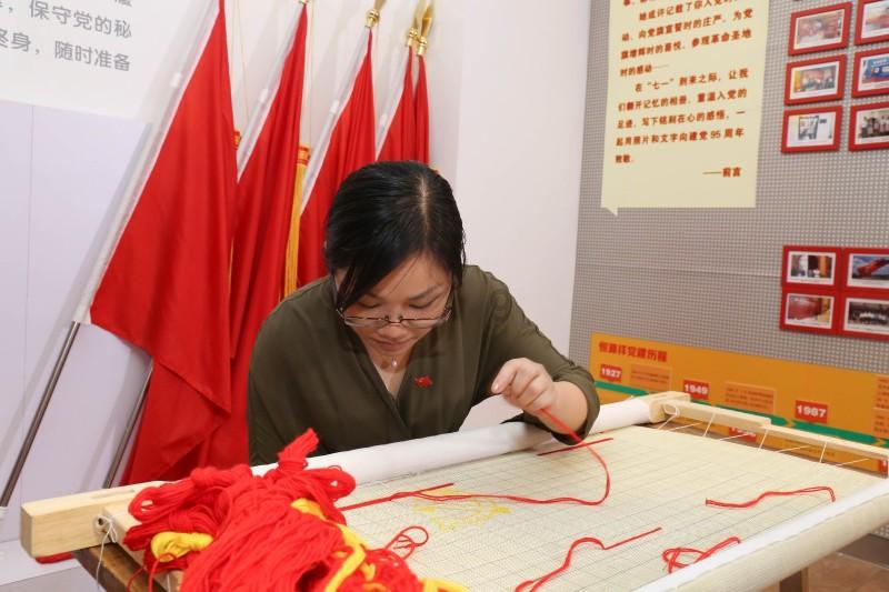 辽宁男篮凌晨踩点庆祝第一小前锋张镇麟，华丽数据+31准三双乔帅竖大拇指